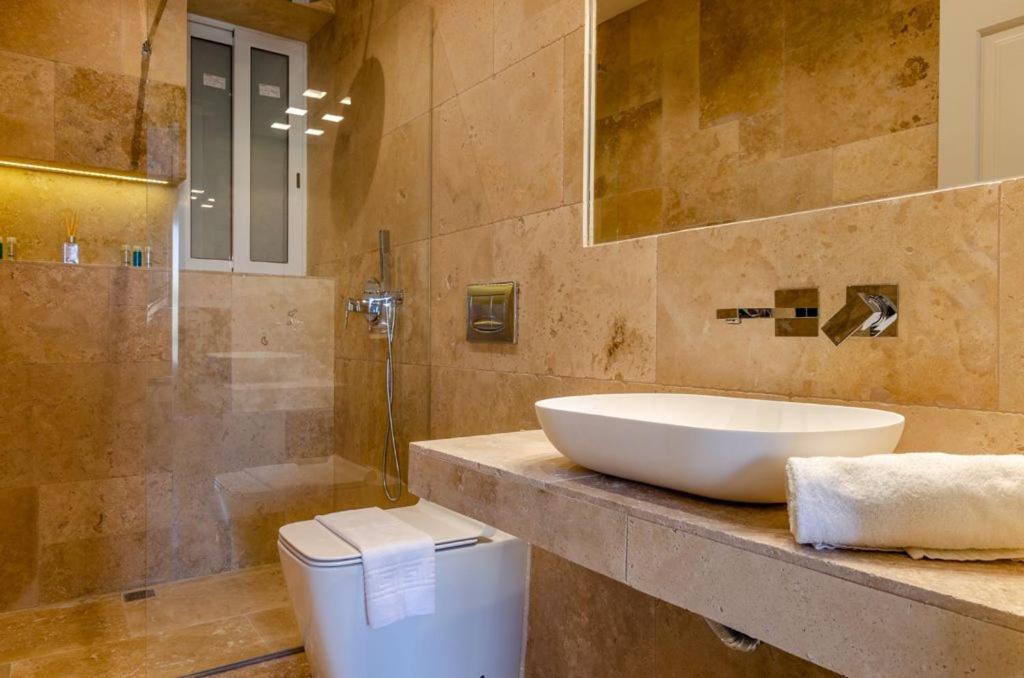 Hygge Holiday Home With Large Communal Pool And Private Hot Tub Xagħra エクステリア 写真